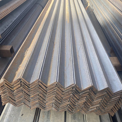 Los fabricantes ofrecen barras angulares de acero laminado en caliente con grado A36-A992 y servicio de procesamiento de perforación