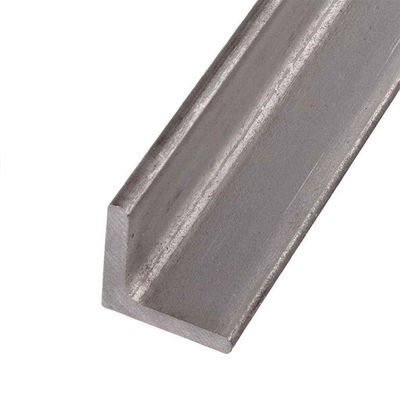 Acero de ángulo de 25x25x3 mm adecuado para diversos requisitos del cliente