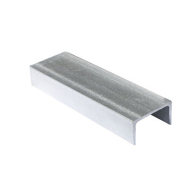 EN Estándar de acero laminado en caliente S235JR U Canal para la ingeniería de paredes de cortinas